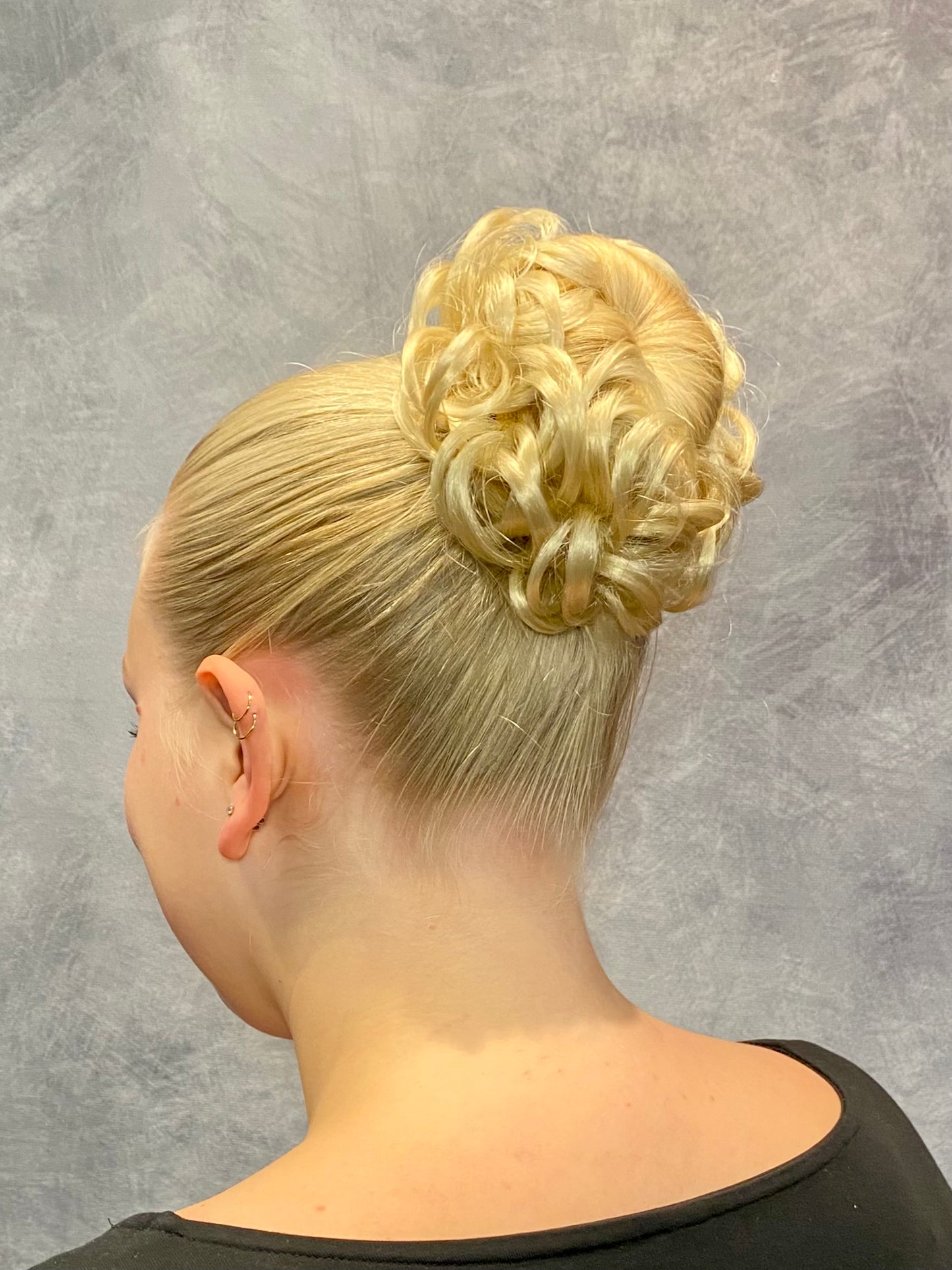 Dancer Hairdos Bun of Curls